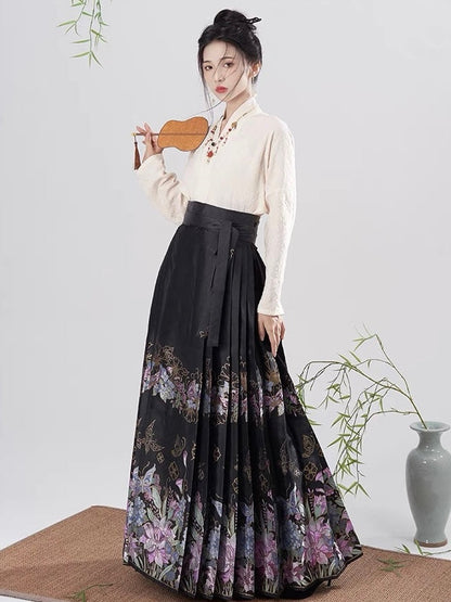 Ming Dynasty Modern Hanfu, Mamianqun, Night Orchid (Preorder)