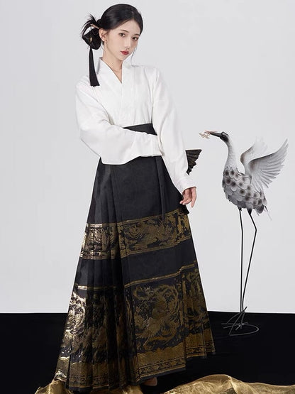 Ming Dynasty Modern Hanfu, Mamianqun, Glimmer (Preorder)