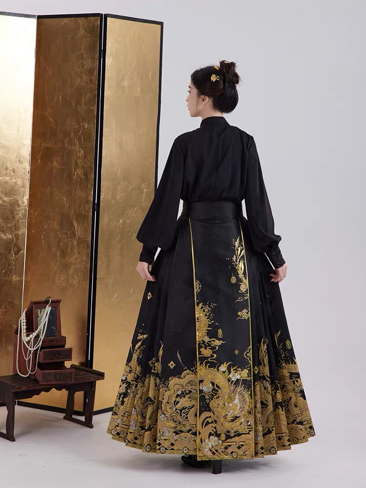Ming Dynasty Modern Hanfu, Mamianqun, Golden Dragon (Preorder)