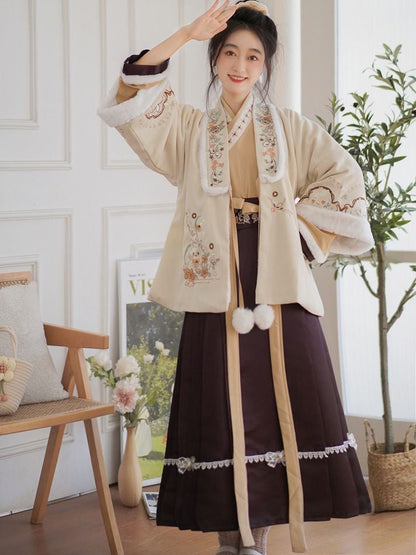 Modern Hanfu, Jadie