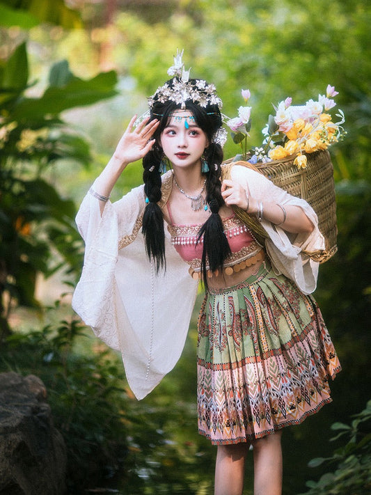 Miao Ethnic: Linnea