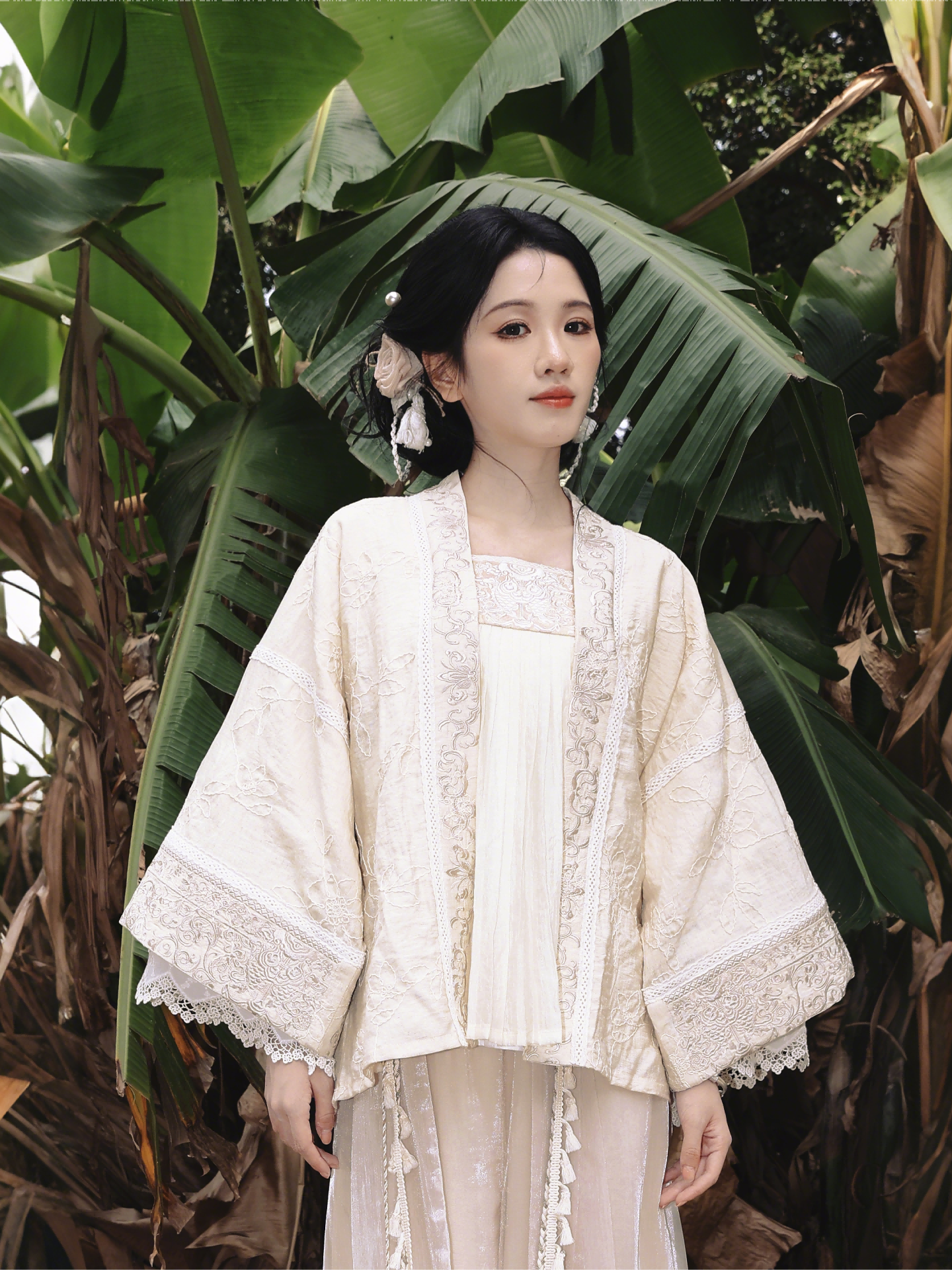 Engraved Heart 刻心 - New Chinese Spring Style Song Dynasty Hanfu