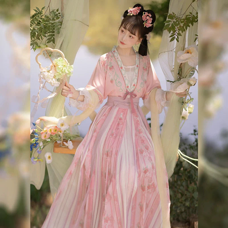 Ruoyu 若予 - Tang Dynasty Style Beizi Qiyao Ruqun