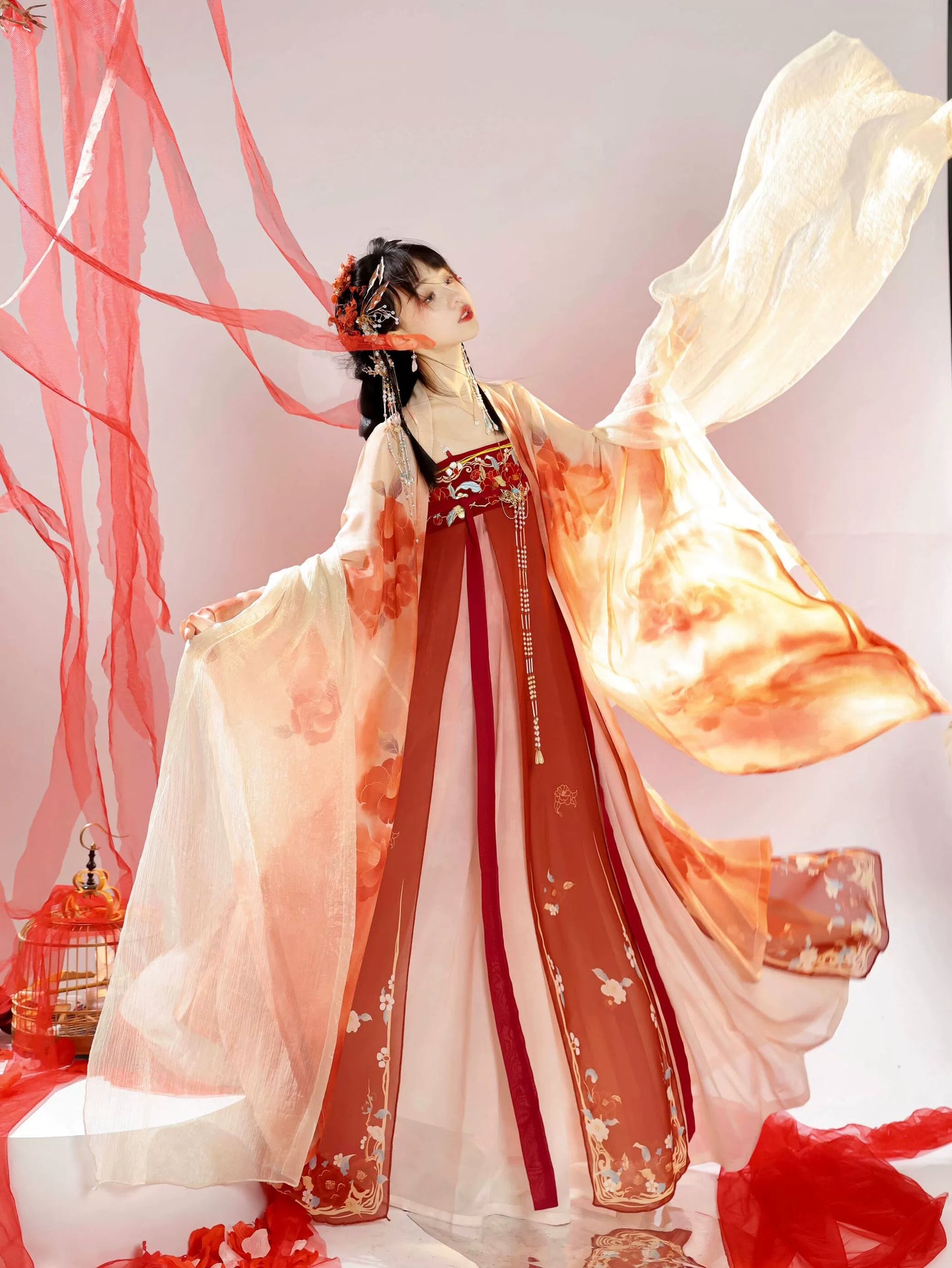 Chuntang 春棠 - Tang Dynasty Style Hanfu Dress Heziqun