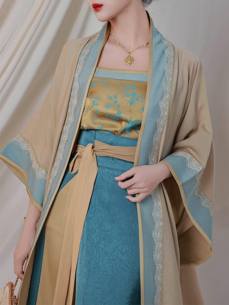 Gold Glaze 千金釉 - New Chinese Style Song Dynasty Hanfu (Preorder)