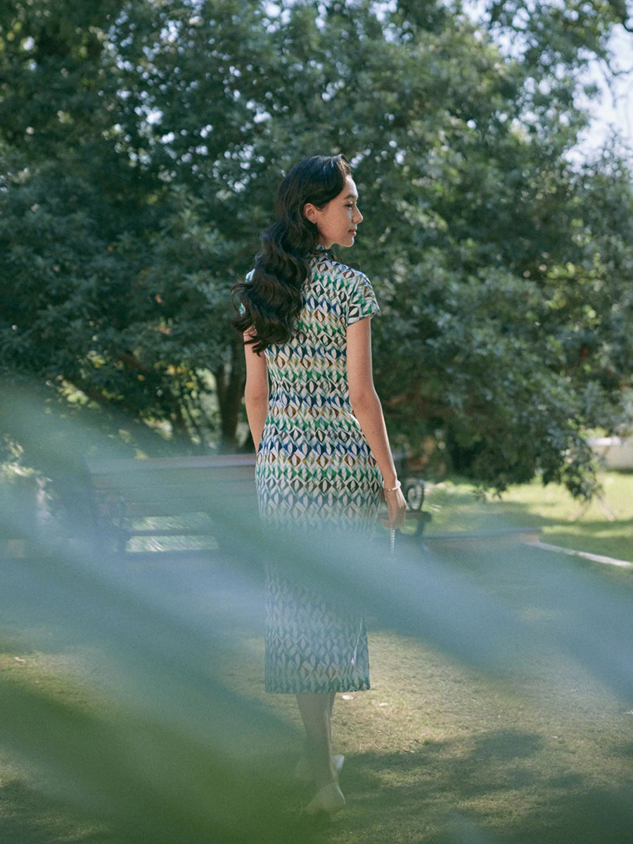 Summer Glaze 夏釉 - Cotton Short Sleeves Mid Length Retro Cheongsam (Preorder)
