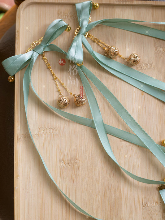 Hair Clips: Mint Peony