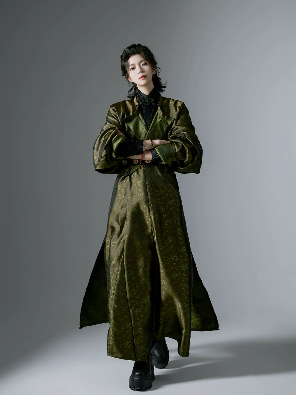 Tang Dynasty Hanfu Robe - Listen to the Rain 听雨 (Preorder)