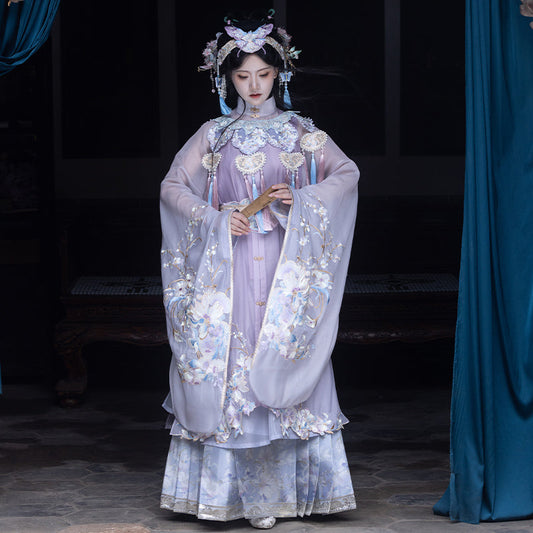 Lady Yu 虞姬 - Opera Style & Mamianqun Ming Dynasty Hanfu Set (Preorder)