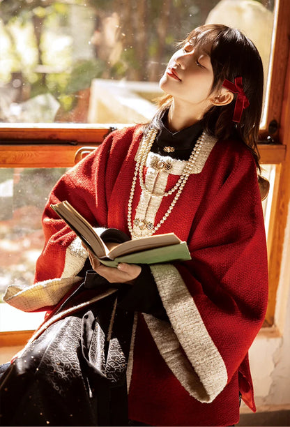 Ming Dynasty Modern Hanfu, Red Velvet 红丝绒 (Preorder)