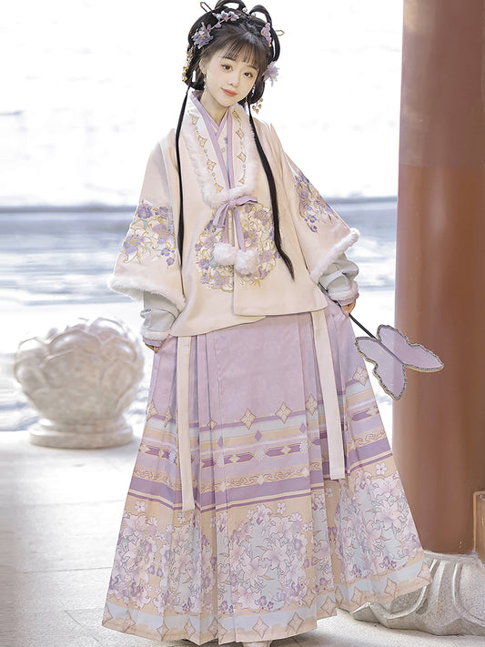 Nuannuan 暖暖 - Mamianqun Ming Dynasty Hanfu Set
