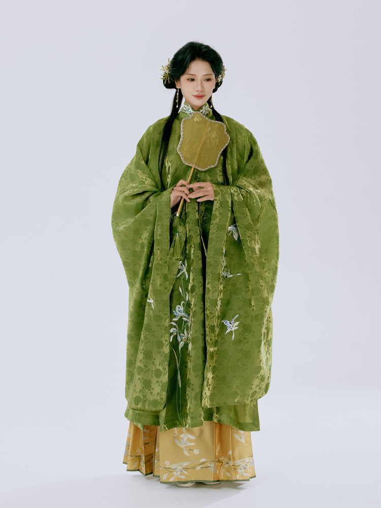 Yougu 幽谷 - Robe & Mamianqun Ming Dynasty Hanfu Set