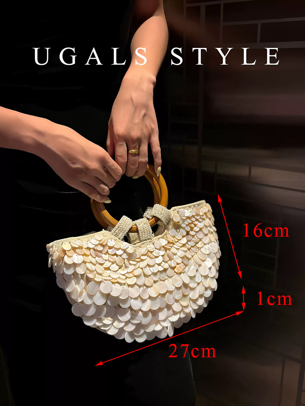 Vintage Handwoven Shell Disc Bucket Bag