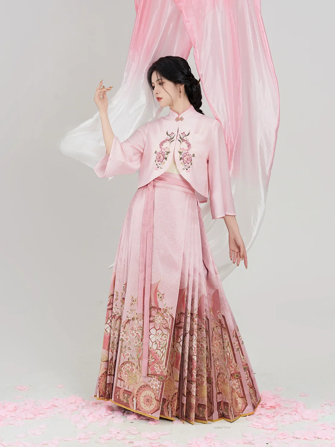 Ming Dynasty JX3 Inspired Modern Hanfu, Burning Peach 桃灼 (Preorder)