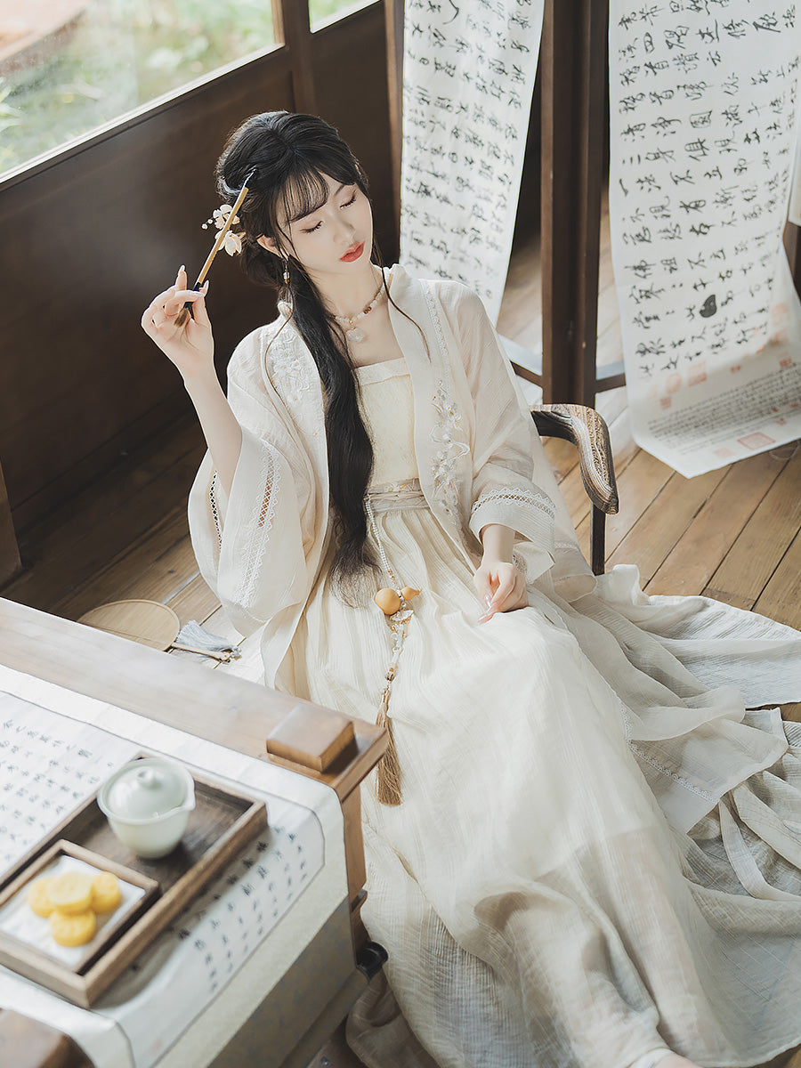 White Moonlight 白月光 - Song Dynasty Style Qiyao Ruqun Hanfu