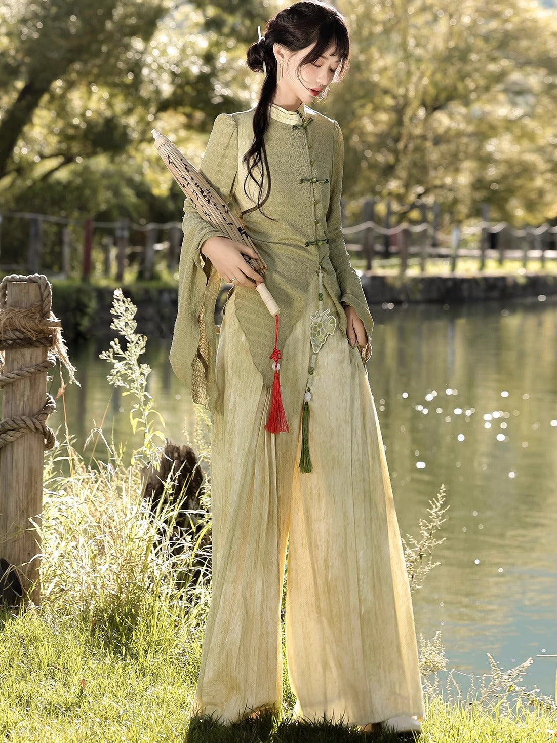 Qingti 青提 - New Chinese Style Modern Cheongsam Outfit