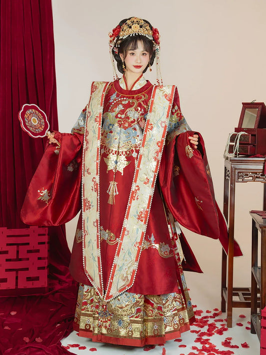 The Ming Dynasty Wedding, Bridal Gown, Gilding 鎏金 (Preorder)