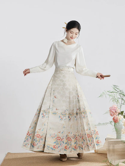 Ming Dynasty Modern Hanfu, Mamianqun, Snow White 朱白