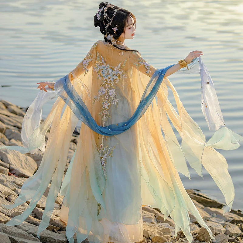 Xianshu 仙姝 - Tang Dynasty Style Hanfu Dress Heziqun