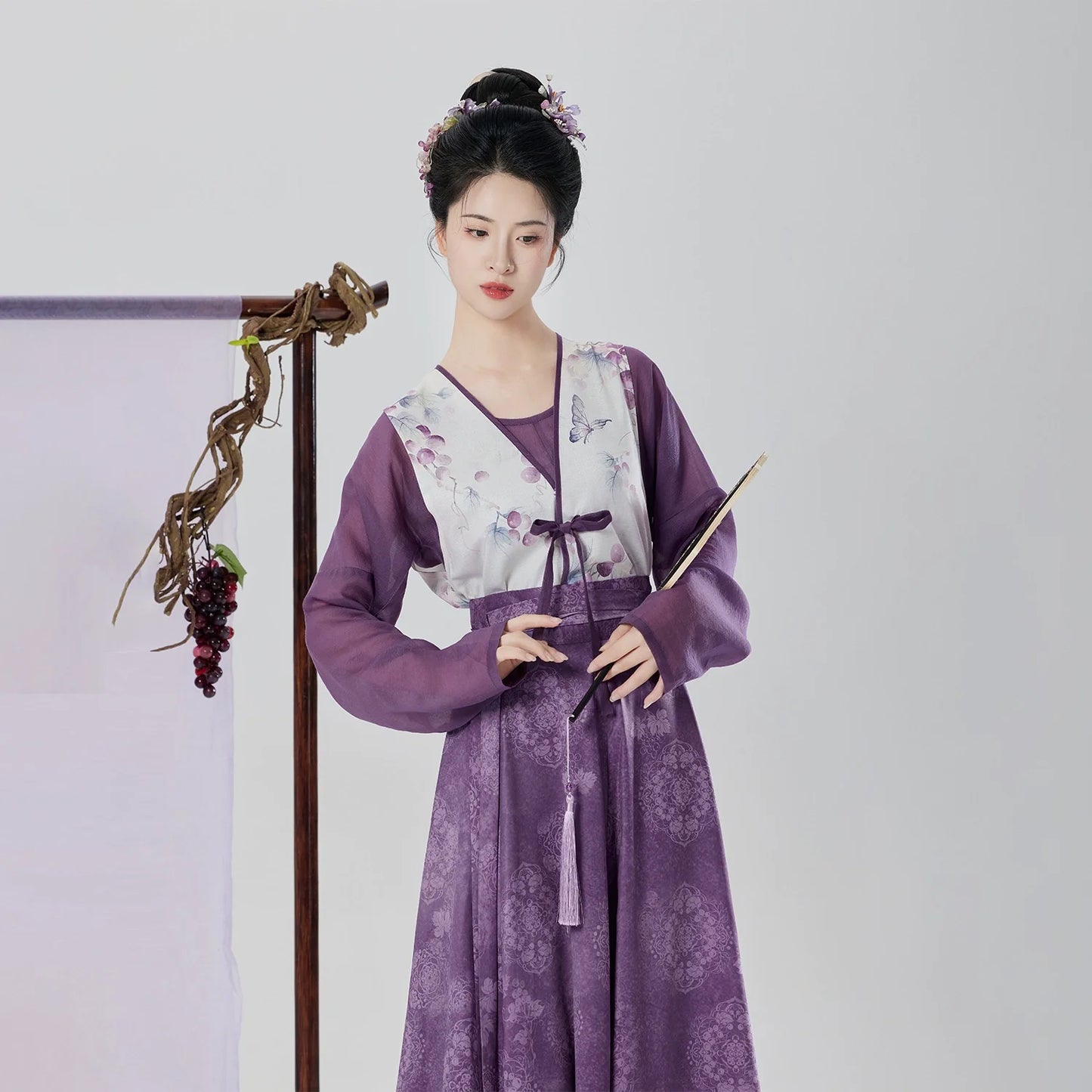 Taro Grape 紫芋葡萄 - Modern Tang Dynasty Hanfu Outfit (Preorder)
