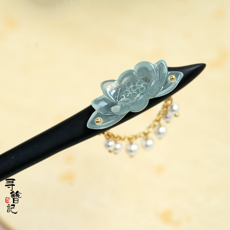 Ebony Hair Stick: Green Lotus