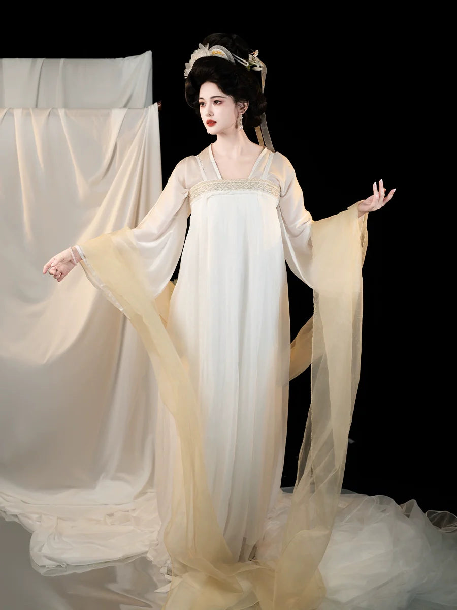 Yuhuan 玉环 - Tang Dynasty Style Qixiong Ruqun