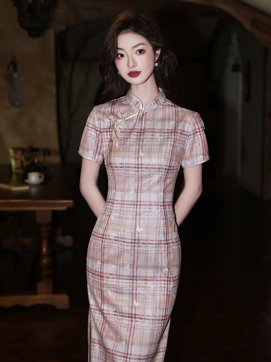 Warm Pink 暖粉 - Short Sleeve Plaid Cheongsam