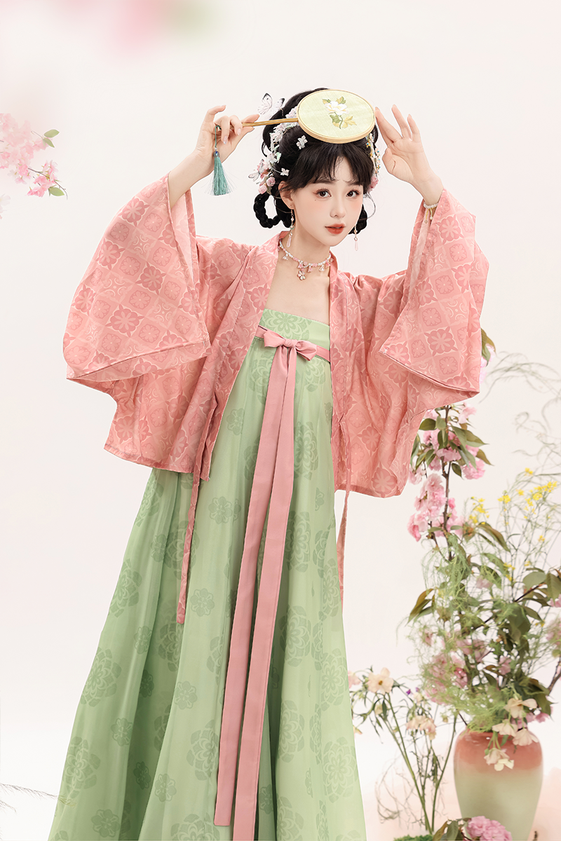 Famen Temple 法门寺 - Tang Dynasty Style Qixiong Ruqun