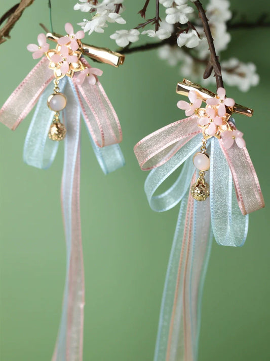 Hair Clip: Ask Spring
