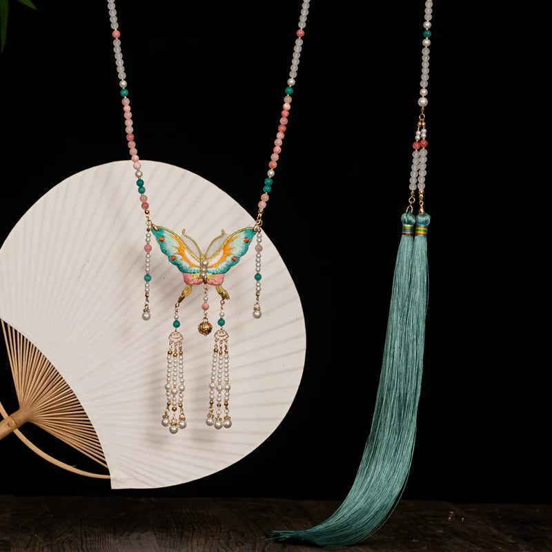 Gardenia Chinese Style Necklace