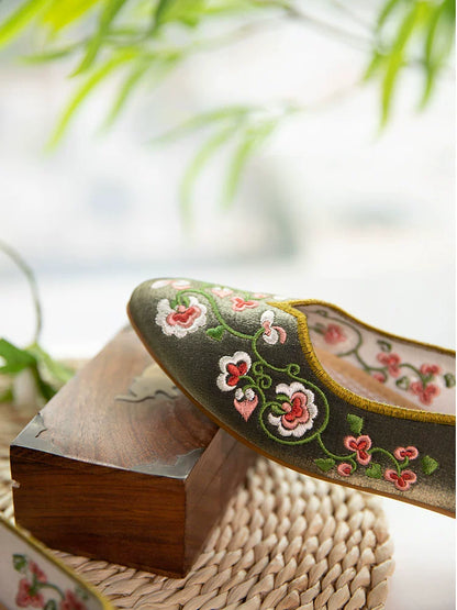 Esme - Floral Embroidered Cheongsam Shoes
