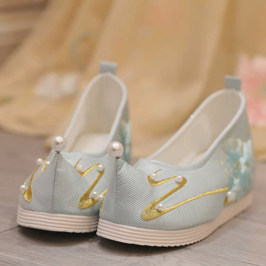 April – Embroidered Chinese Hanfu Shoes