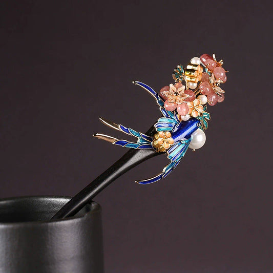 Sandalwood Hair Stick: Swallow