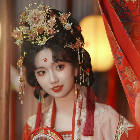 Chinese Wedding Hair Accessories: Happy Love