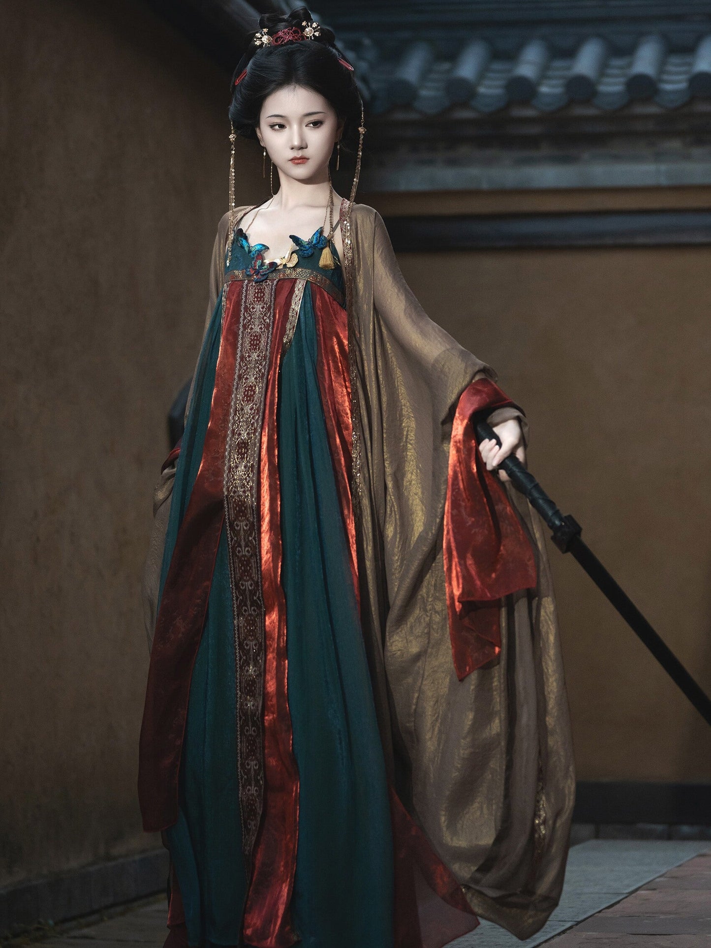 Myth 琉璃 - Tang Dynasty Style Modern Qixiong Ruqun