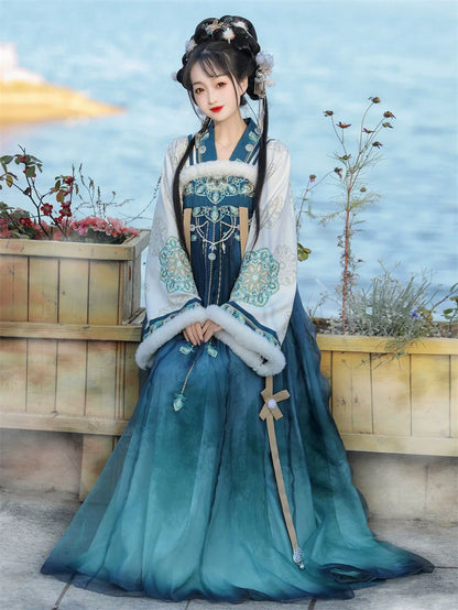 Yan Ruyu 颜如玉 - Tang Dynasty Style Qixiong Ruqun for Winter