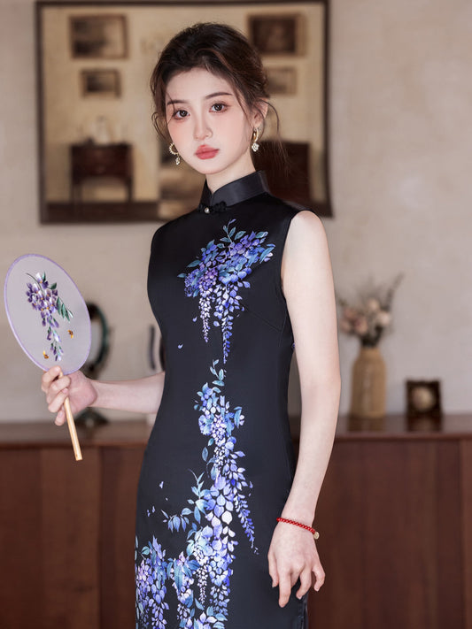 Brocade Wisterias - Sleeveless Floral Midi Cheongsam