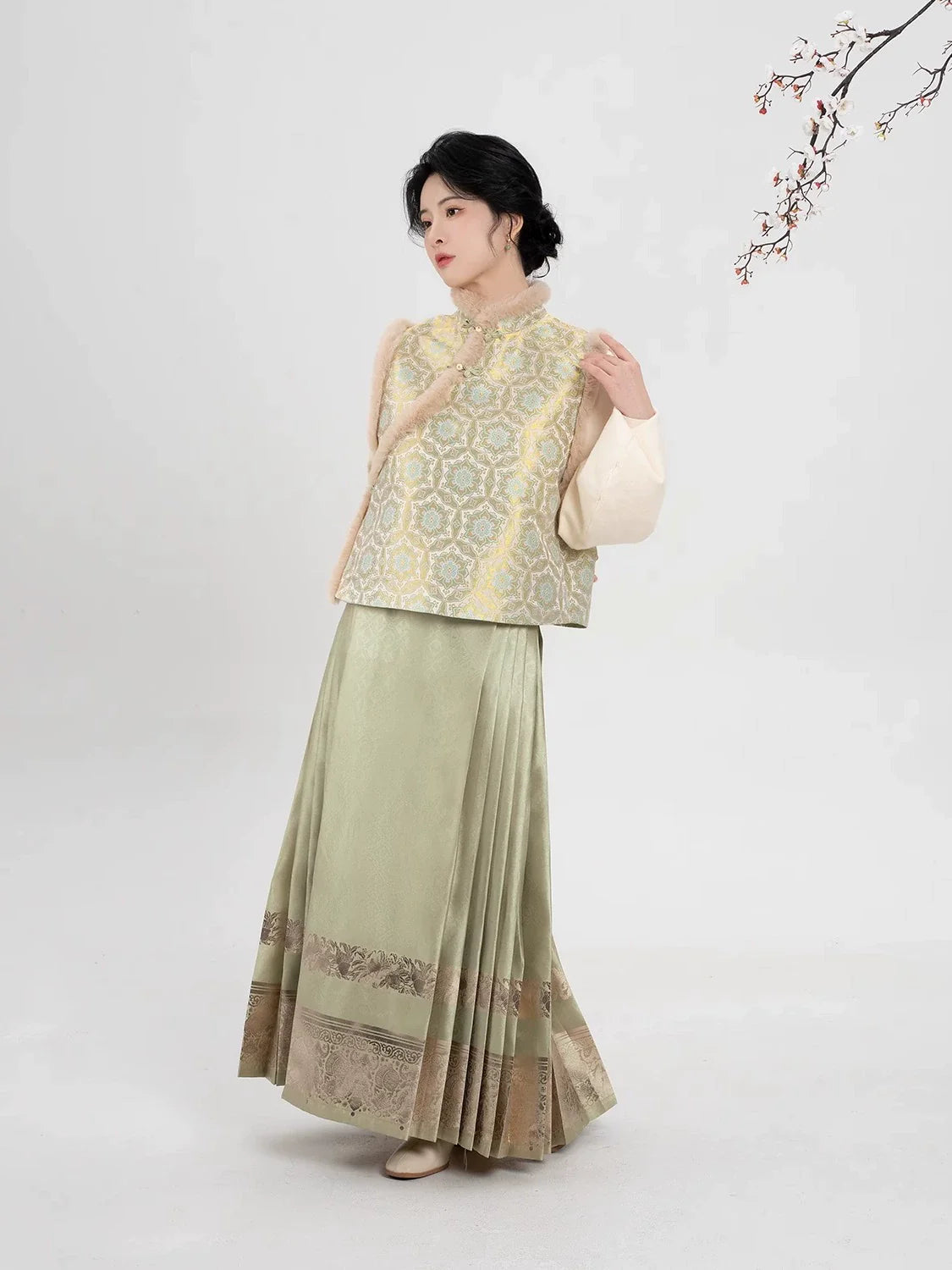 Golden Light 金光霖霖 - New Chinese Style Outfit (Preorder)