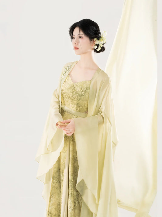 Camellia Water 山茶煮水 - Modern Tang Dynasty Hanfu Outfit (Preorder)