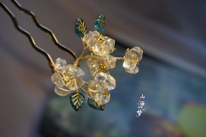 Hair Pin: Pear Blossom Fragrance