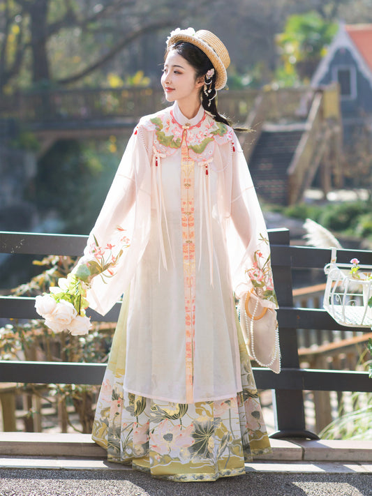 Lotus Pond Evening 荷塘晚 - Robe & Mamianqun Ming Dynasty Hanfu Set