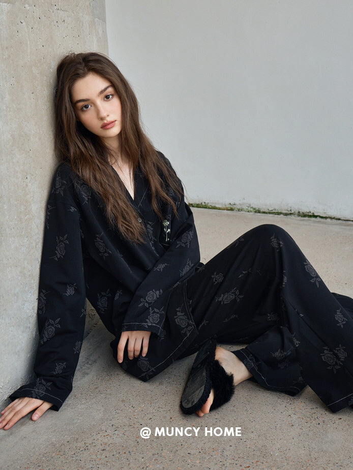 Black Rose Vintage Pajama Set