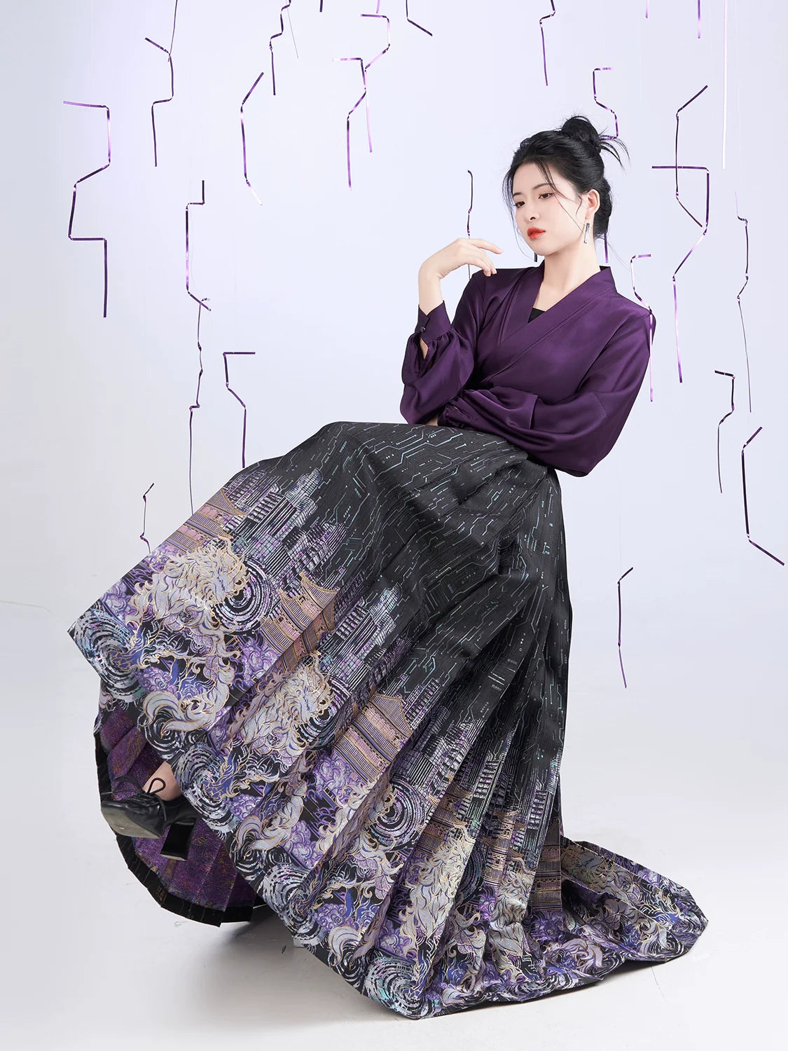 Ming Dynasty x Modern Hanfu: Cyber Qilin 赛博麒麟 (Preorder)