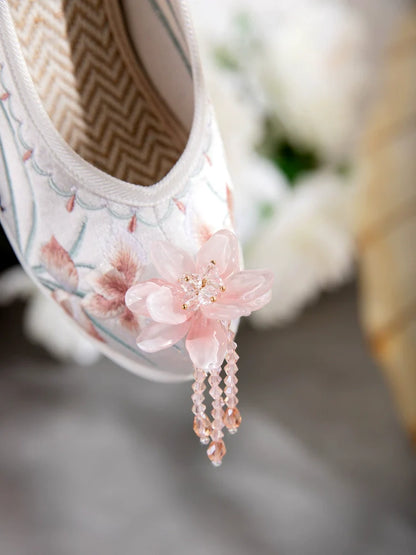 Evelyn - Embroidered Chinese Hanfu Shoes