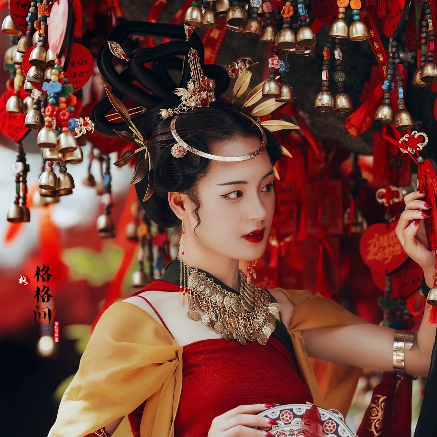 Hair Pins: Golden Leaves