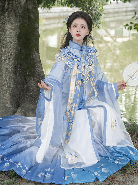 Jinluo 烬落 - Cloud Collar & Mamianqun Ming Dynasty Hanfu Set