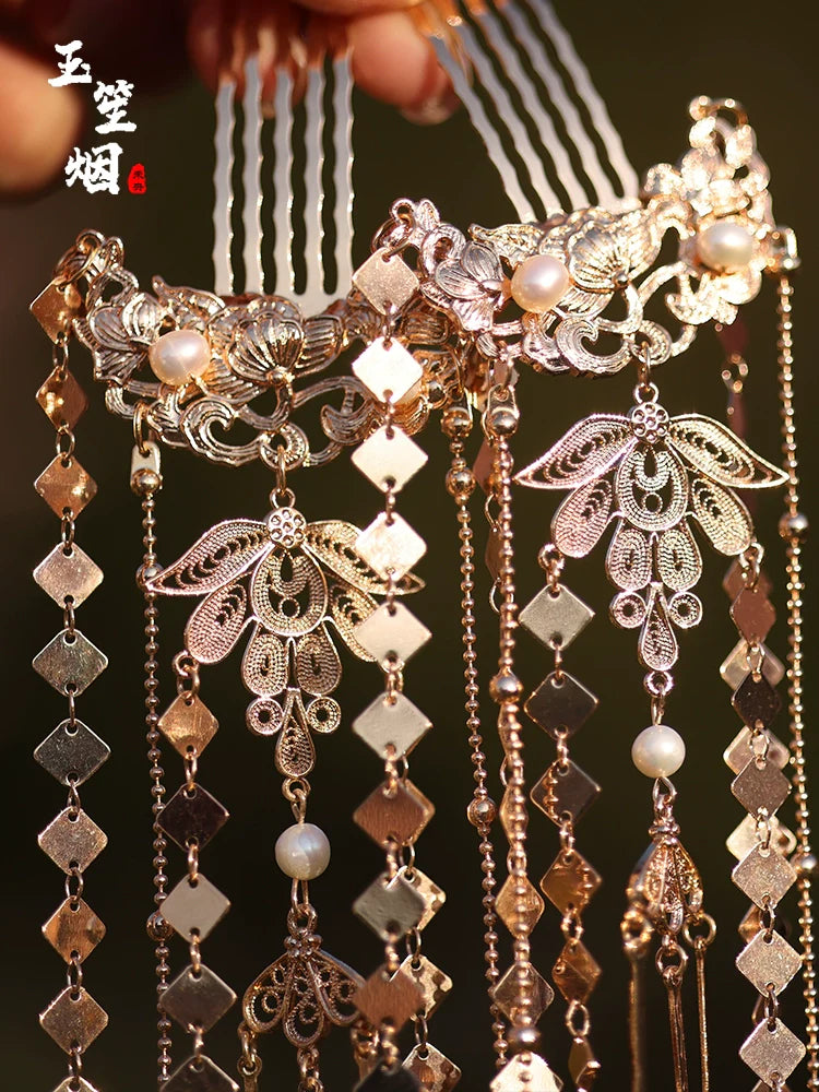 Hair Pins: Golden Falls