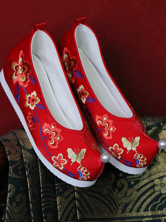 Anika – Embroidered Chinese Hanfu Shoes