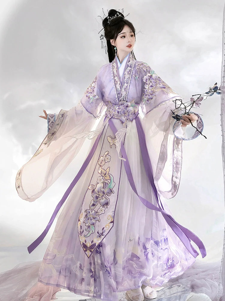 Donglai 东来 - Wei Jin Goddess Style Qiyao Ruqun