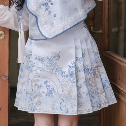 Celadon Flying Flowers 青瓷飞花 - Ming Dynasty Modern Hanfu and Mamianqun (Preorder)